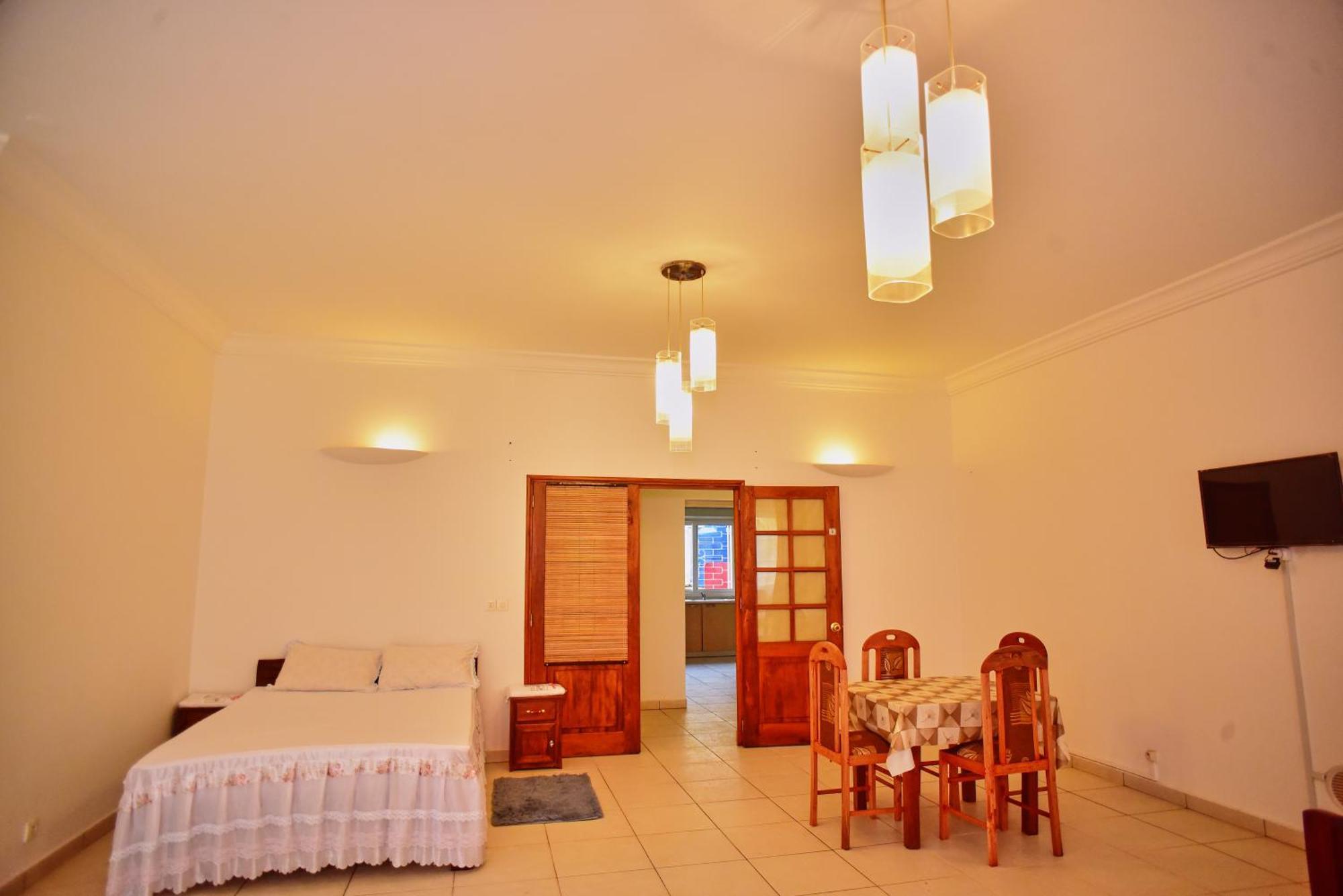 Sara Chambre D'Hotes Antananarivo Exterior foto
